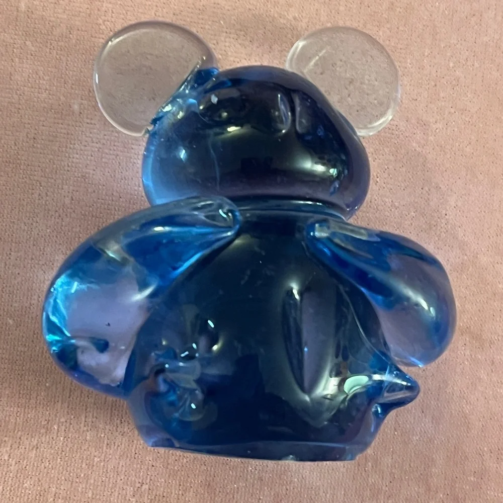 N/A charming blue